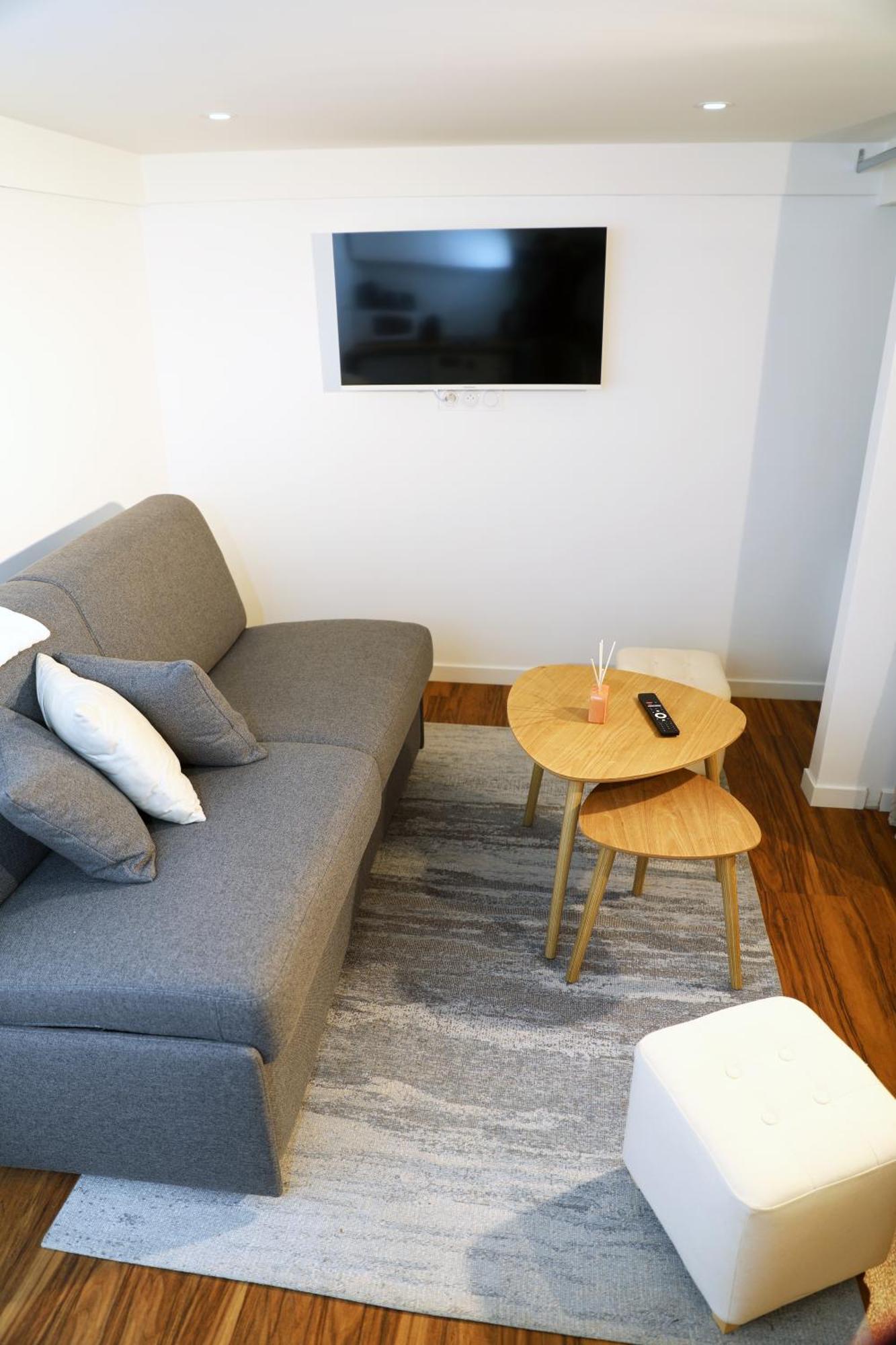 Eiffel Tour - Cosy Maneo Apartment Париж Екстериор снимка