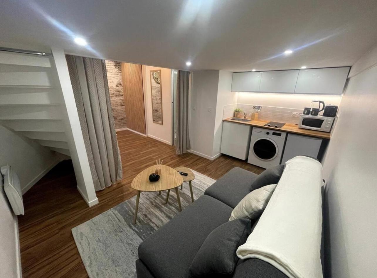 Eiffel Tour - Cosy Maneo Apartment Париж Екстериор снимка